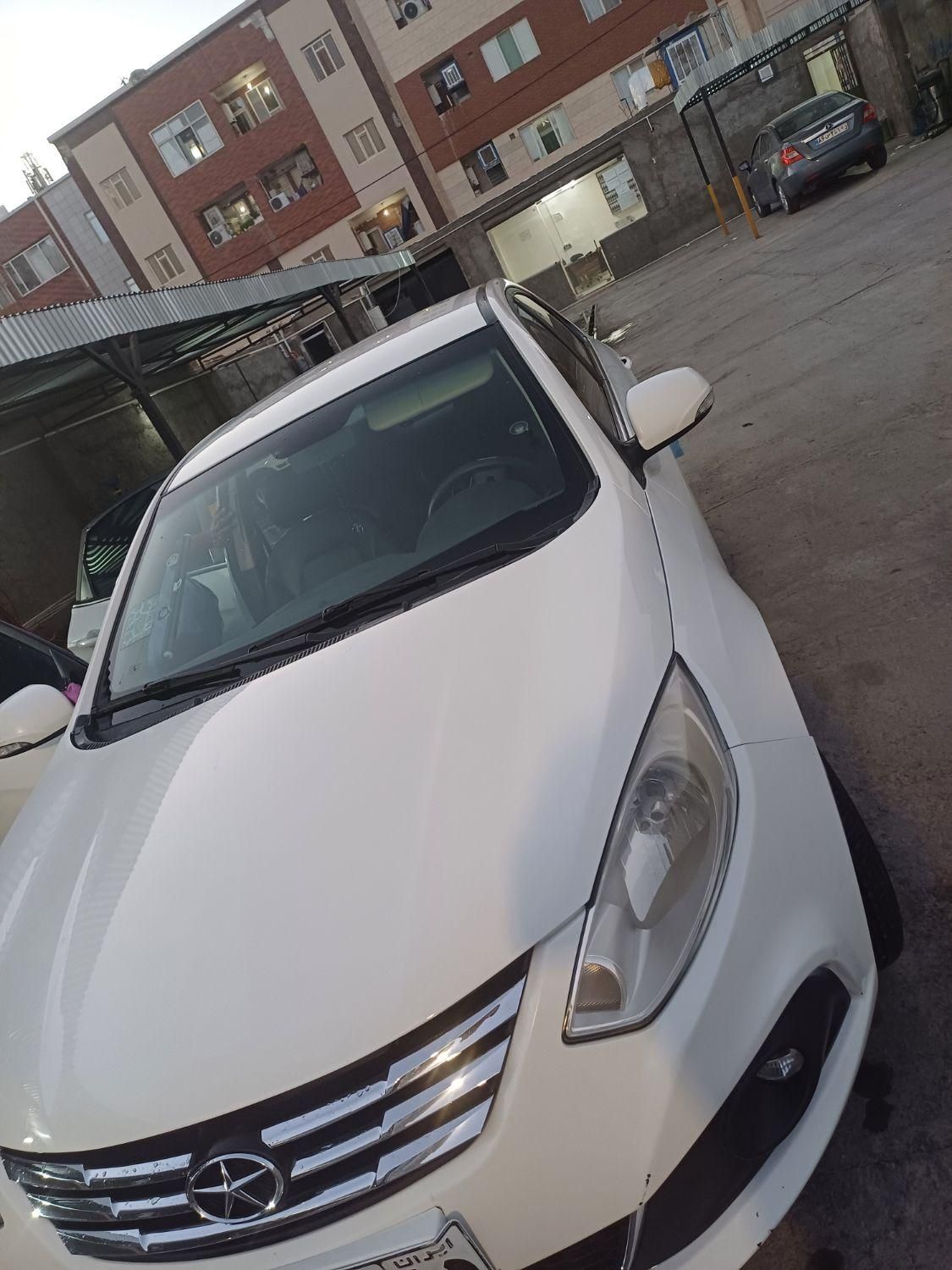 خودرو جک، J4 آگهی ann_19370312