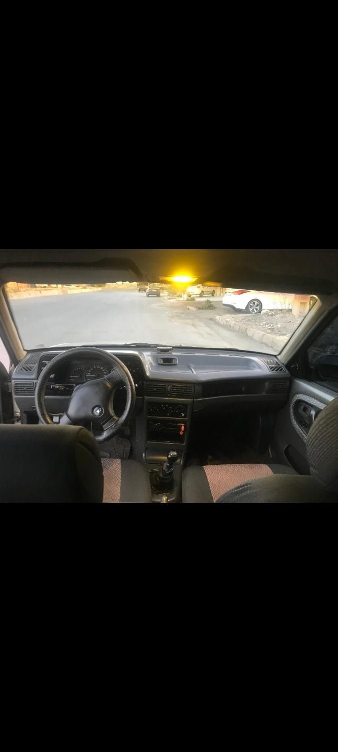 دوو سیلو سدان - 1381