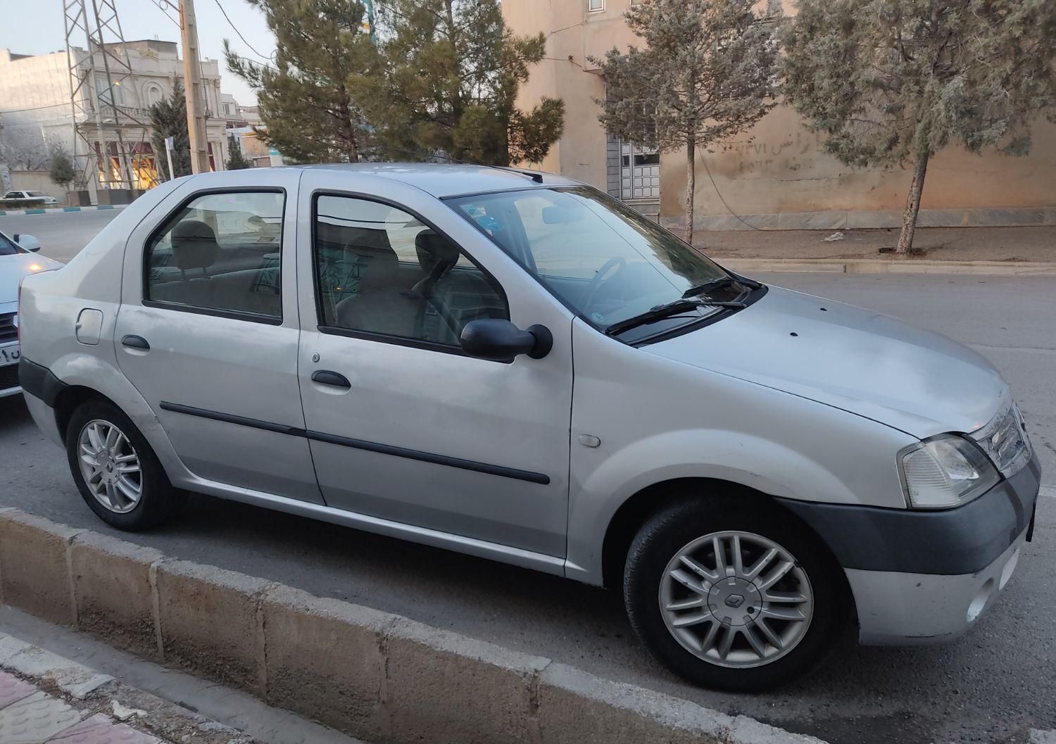 خودرو رنو، تندر 90 آگهی ann_19370955