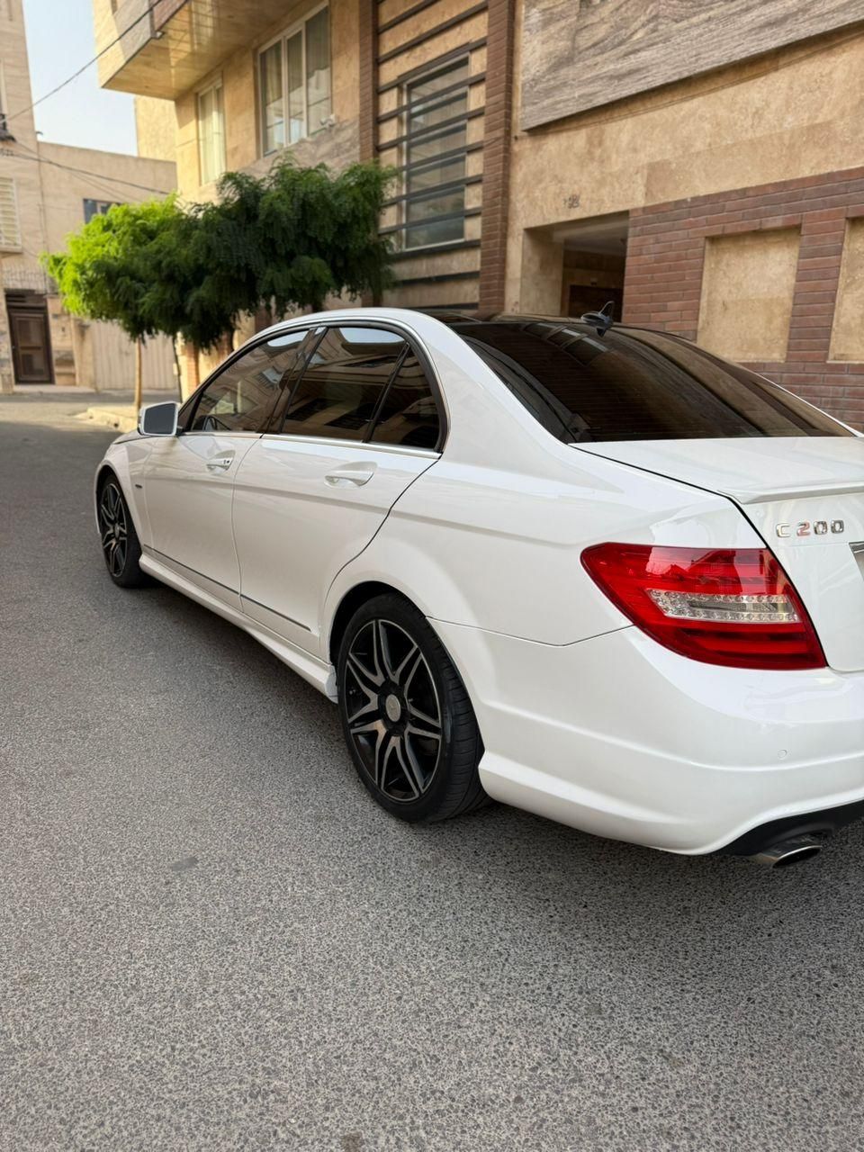بنز C 200 - 2014