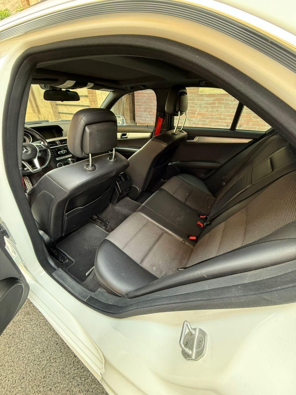 بنز C 200 - 2014