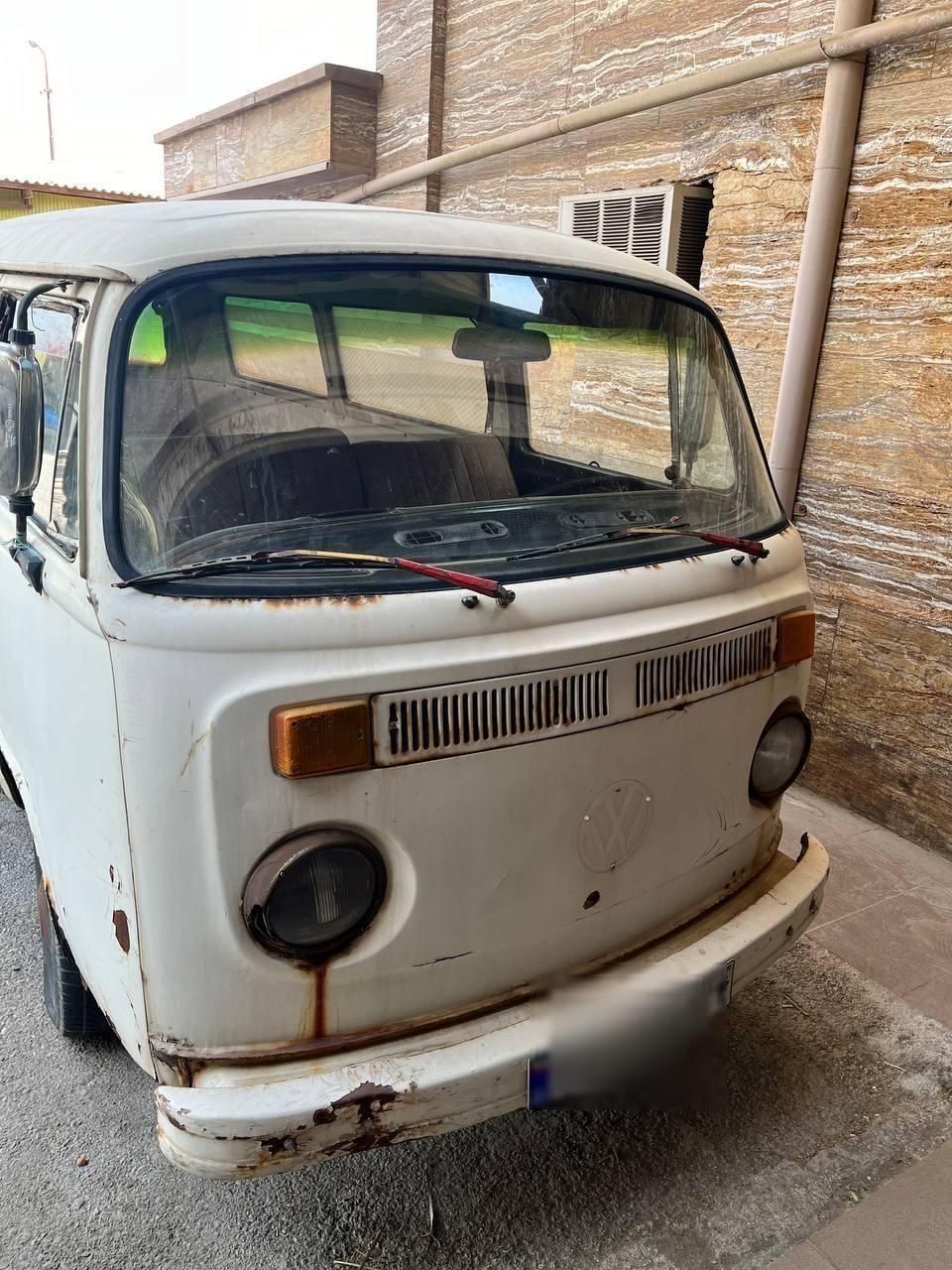 فولکس ون T2 - 1990