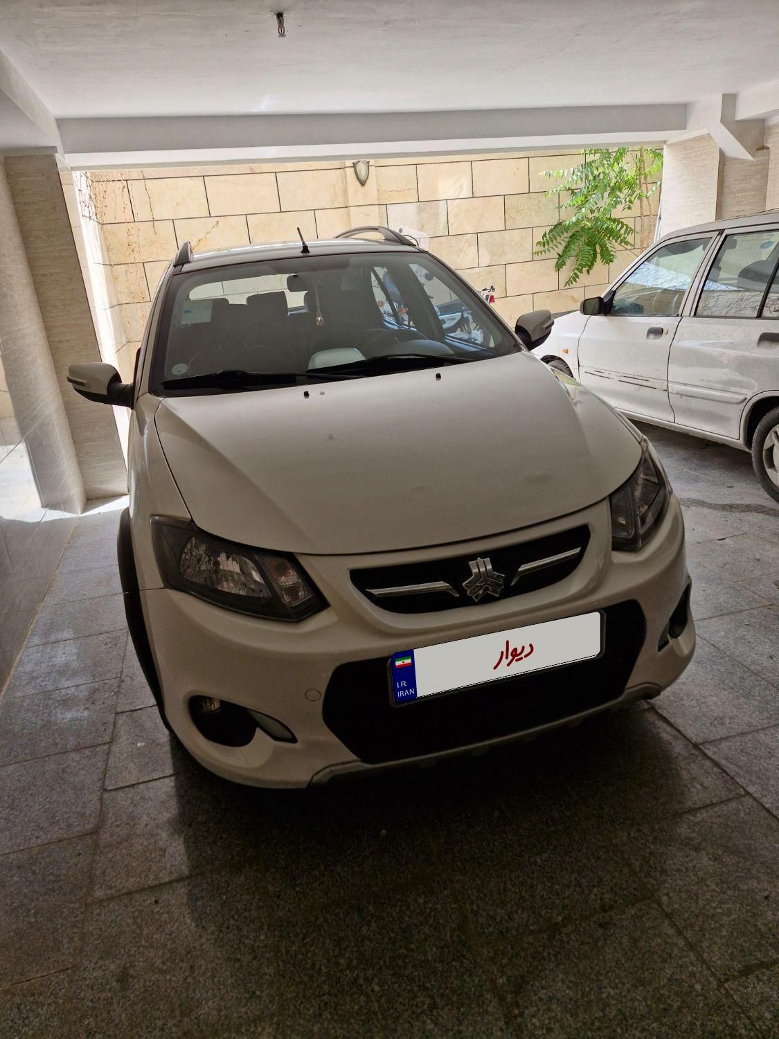 خودرو کوییک، معمولی آگهی ann_19371337