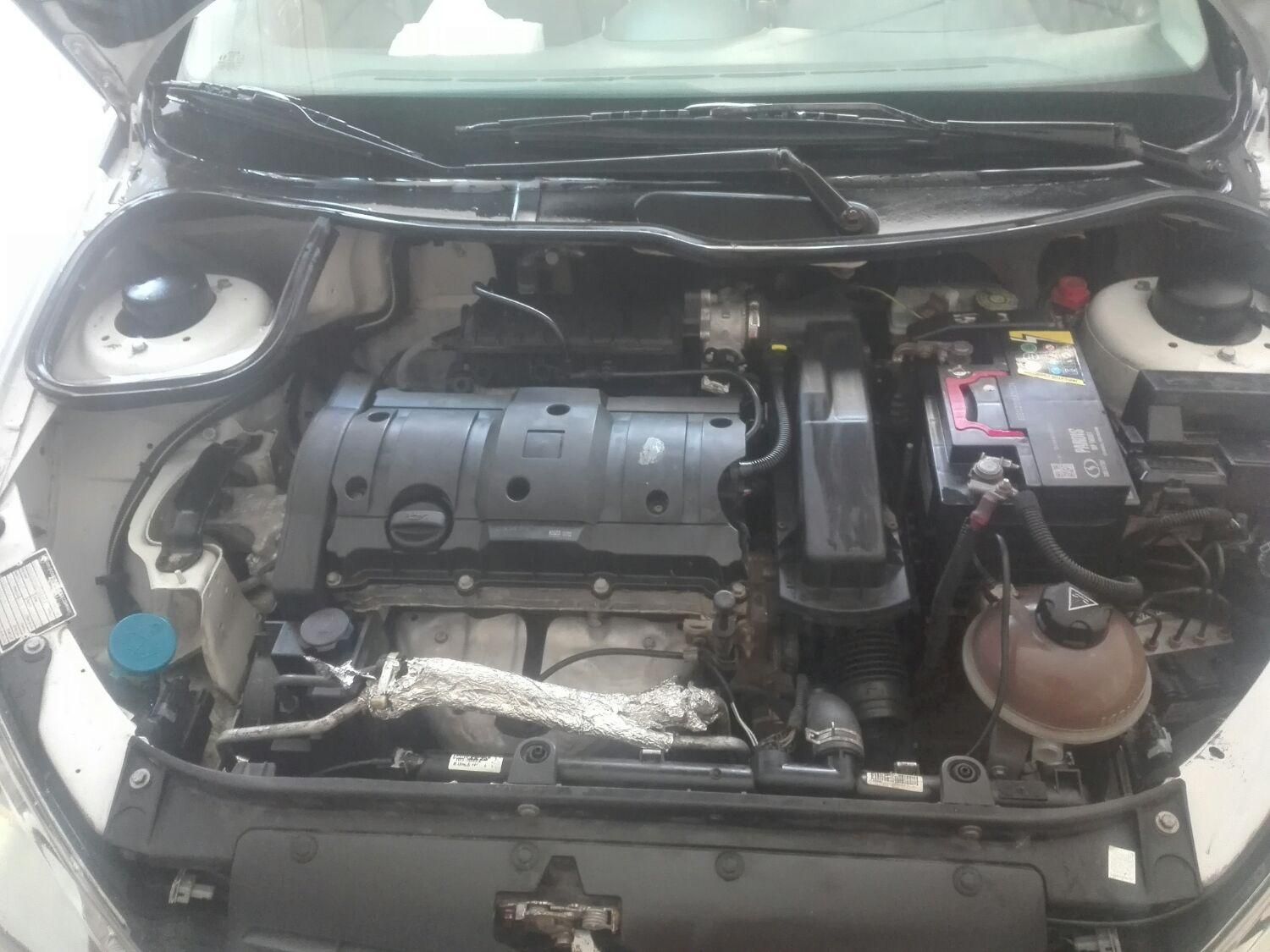 پژو ۲۰۶ صندوق دار v8 - 1394