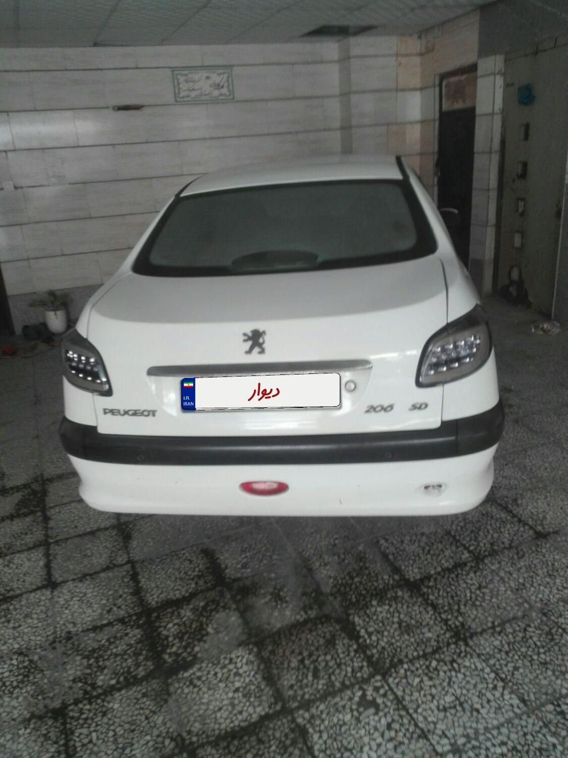 پژو ۲۰۶ صندوق دار v8 - 1394