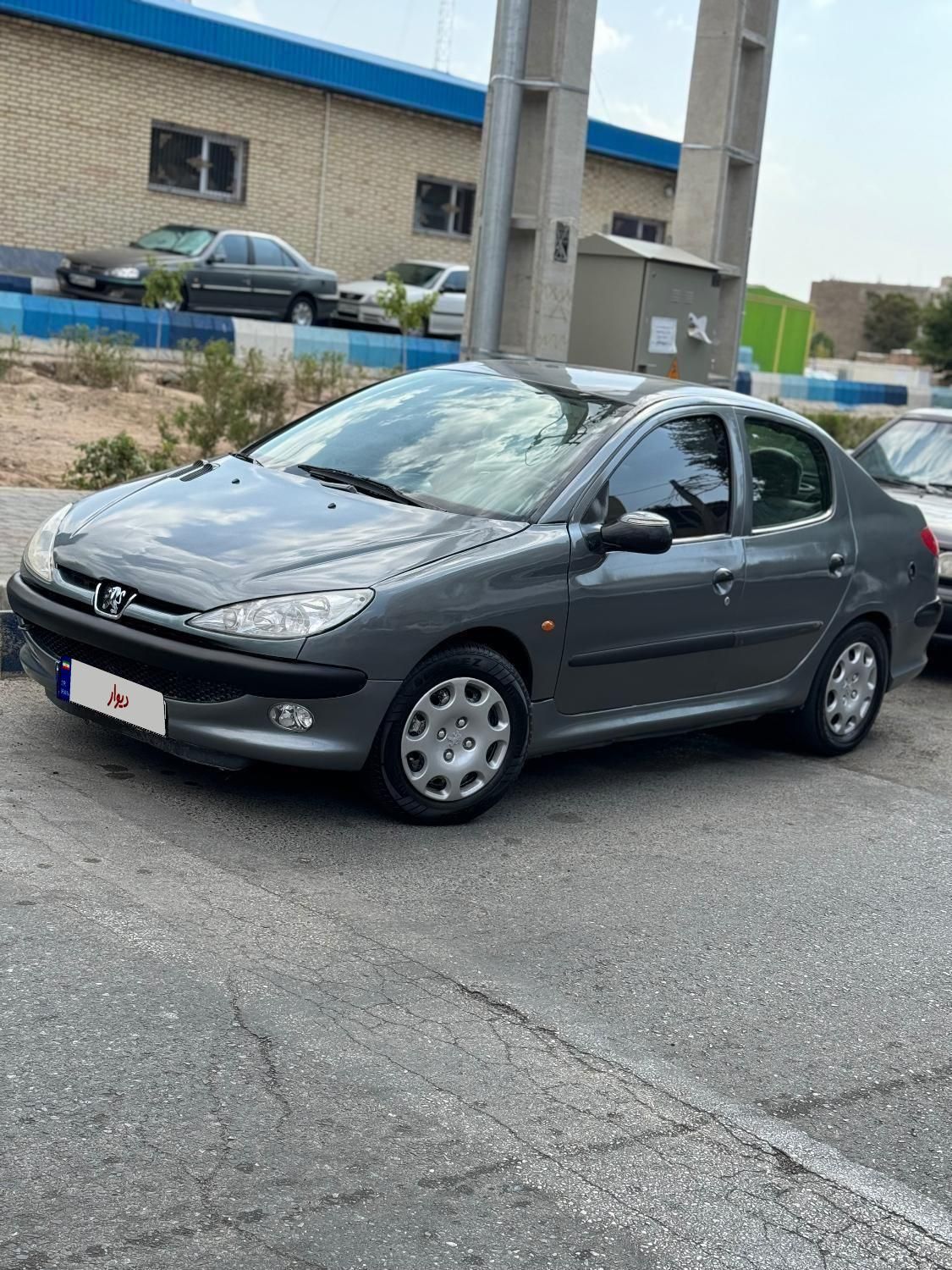 پژو ۲۰۶ صندوق دار v8 - 1386