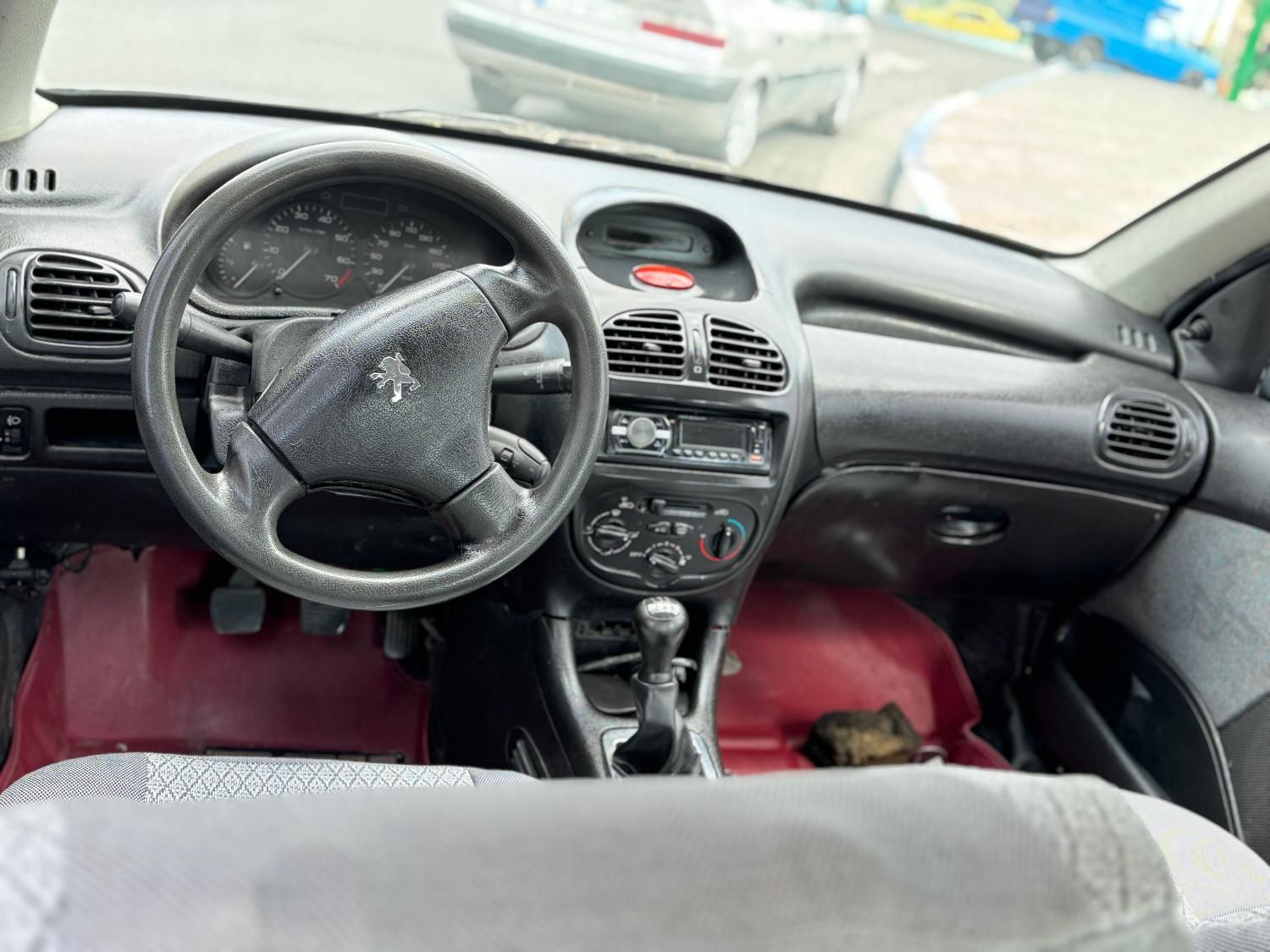 پژو ۲۰۶ صندوق دار v8 - 1386