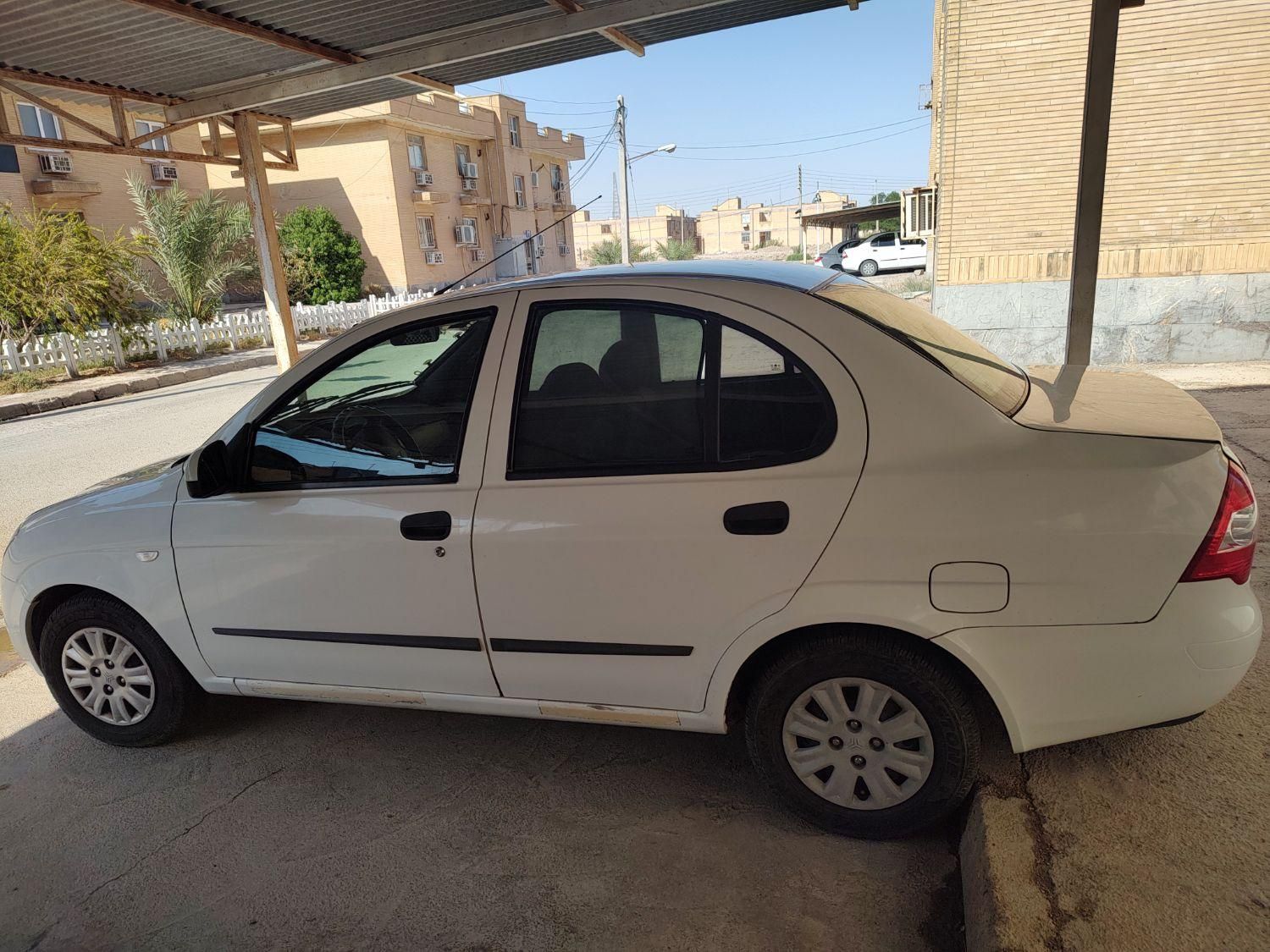 تیبا صندوق دار SX - 1398