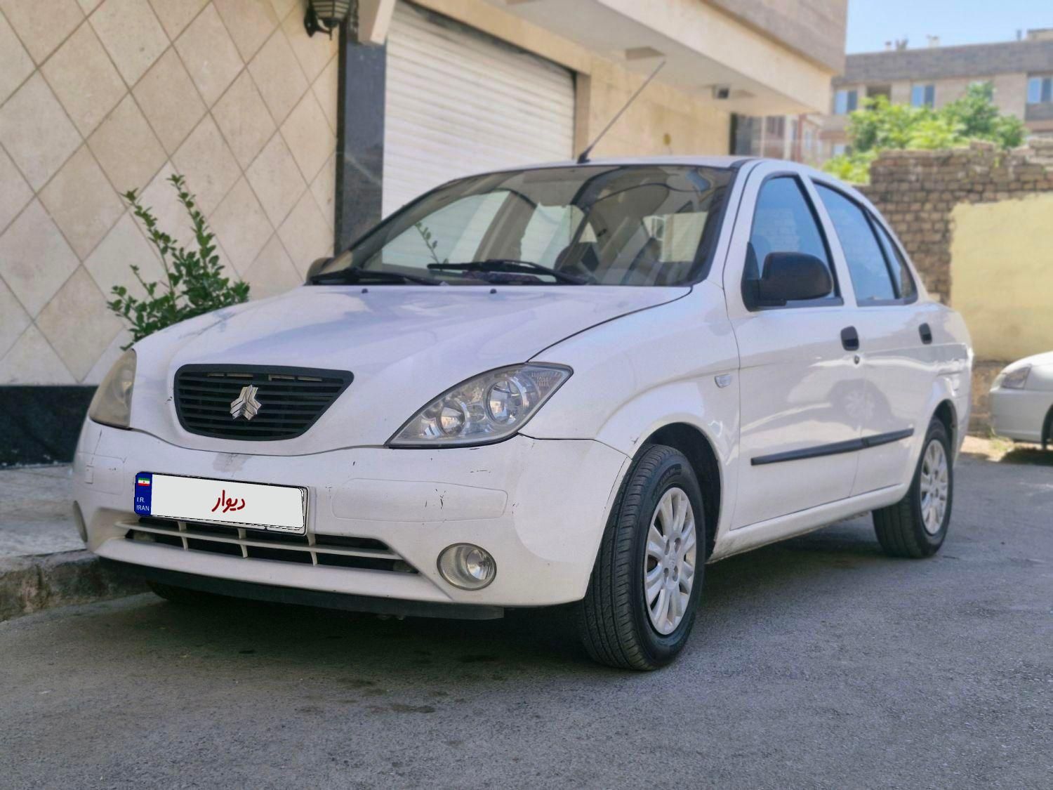تیبا صندوق دار SX - 1396
