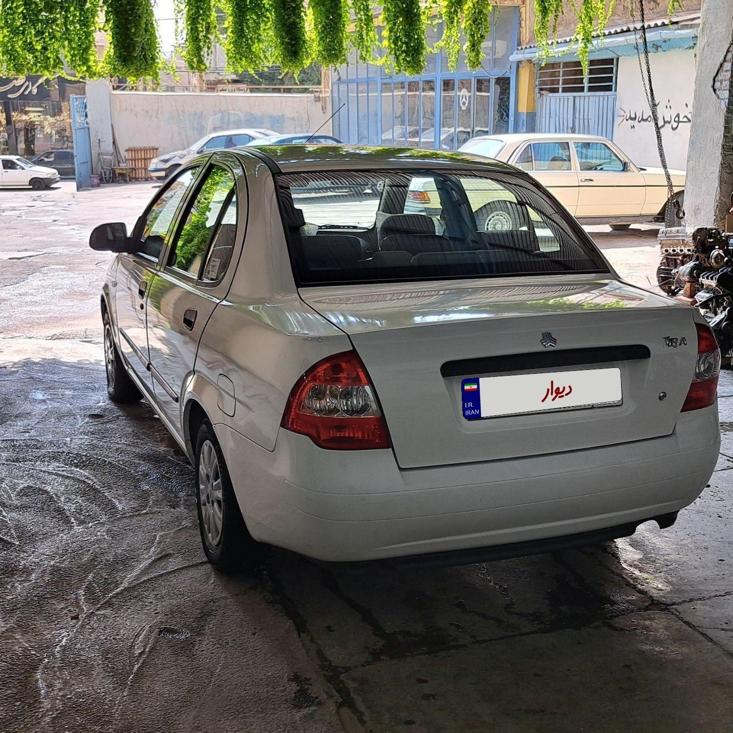تیبا صندوق دار SX - 1400