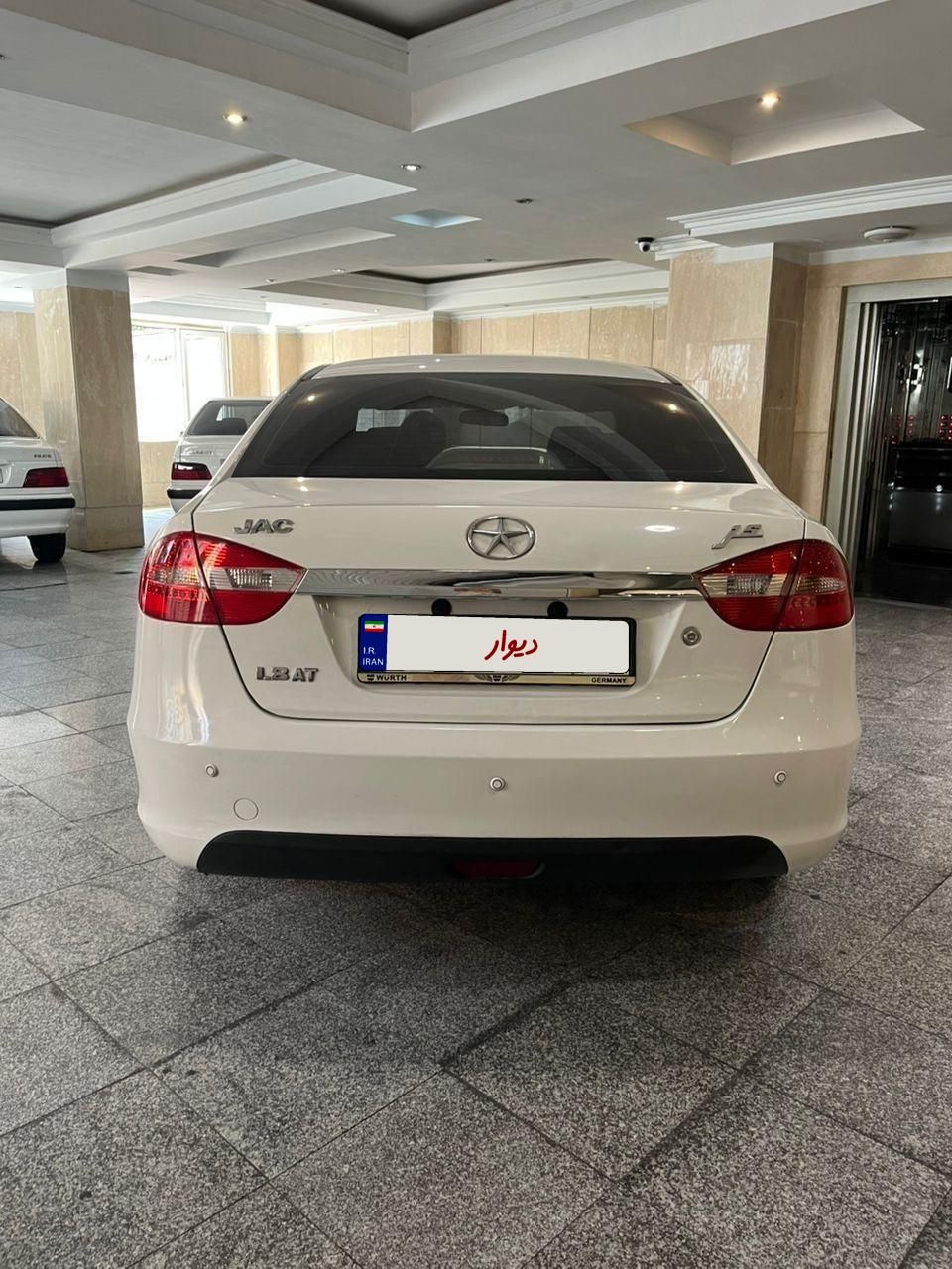 جک J5 اتوماتیک - 1394