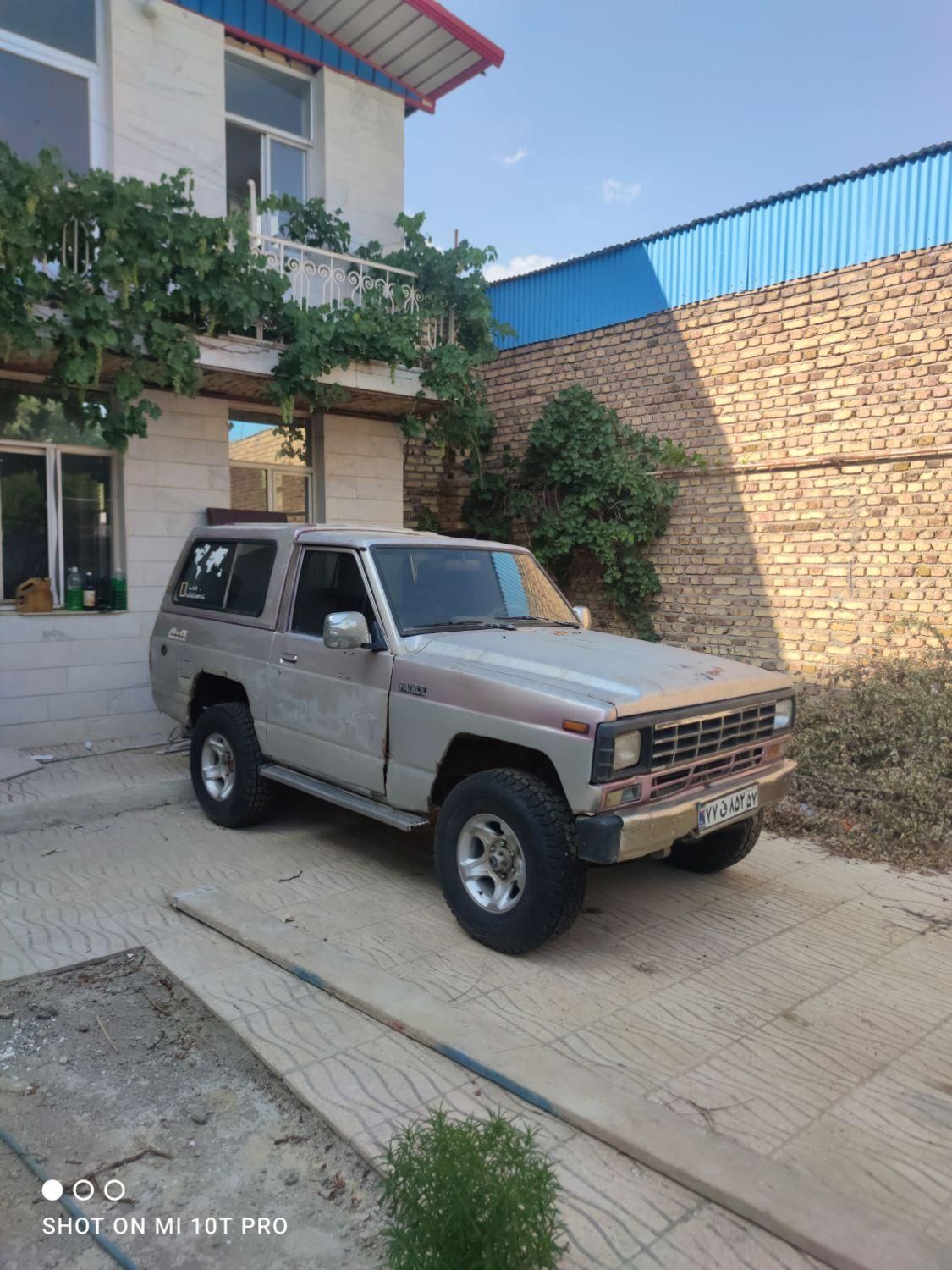 نیسان پاترول دو درب دنده‌ای - 1995