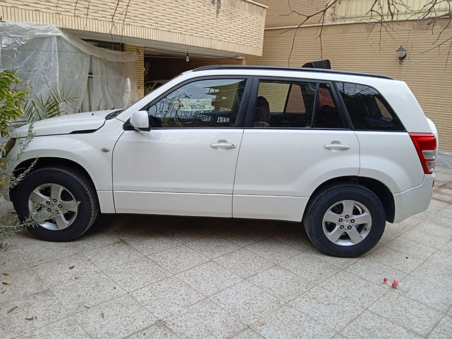 سوزوکی ویتارا ایران خودرو 2400 دنده‌ای - 1389