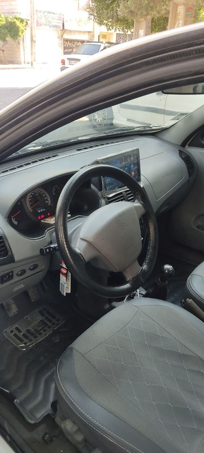 تیبا صندوق دار SX - 1400