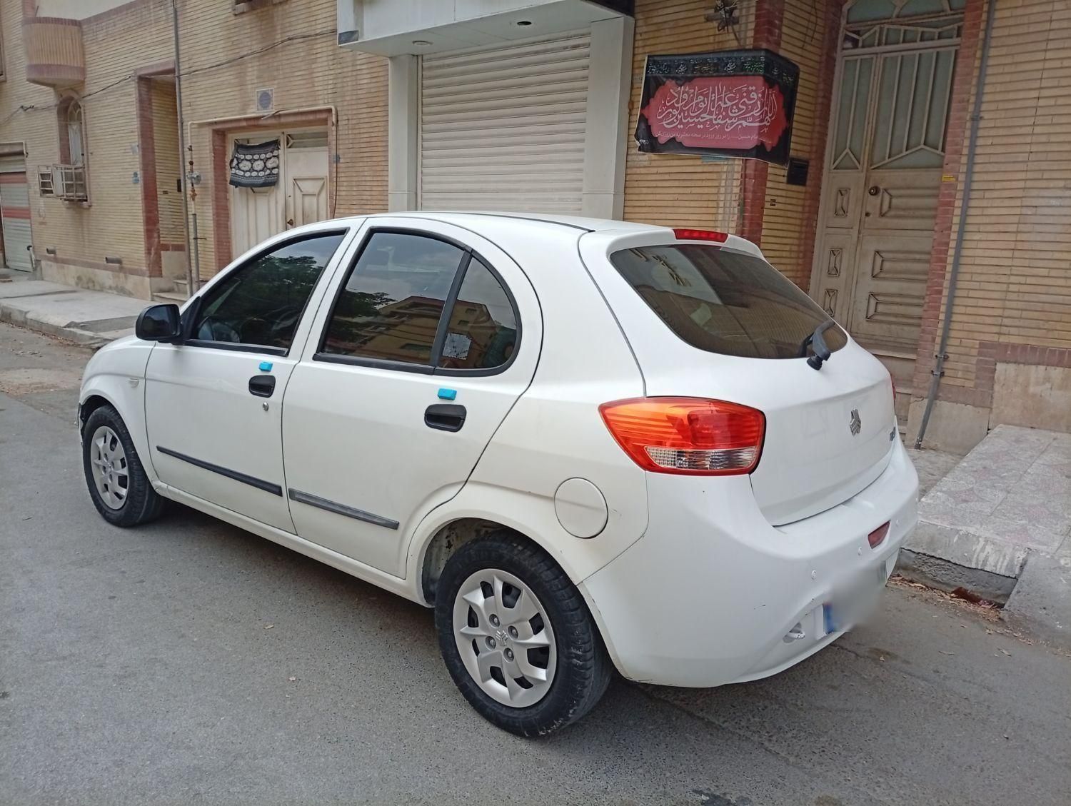 تیبا صندوق دار SX - 1400