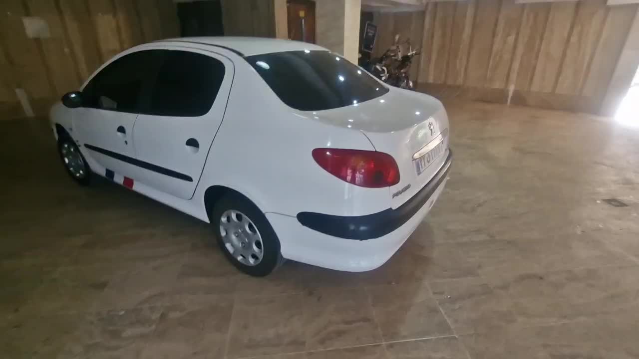 پژو ۲۰۶ صندوق دار v20 - 1390
