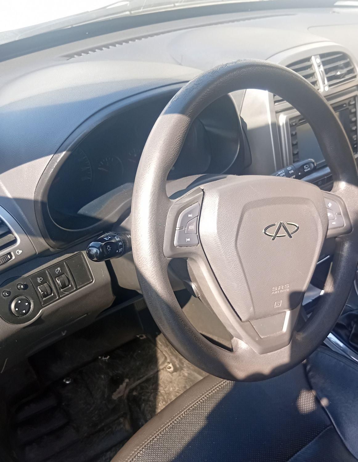 ام وی ام X33 دنده‌ای ساده - 1393