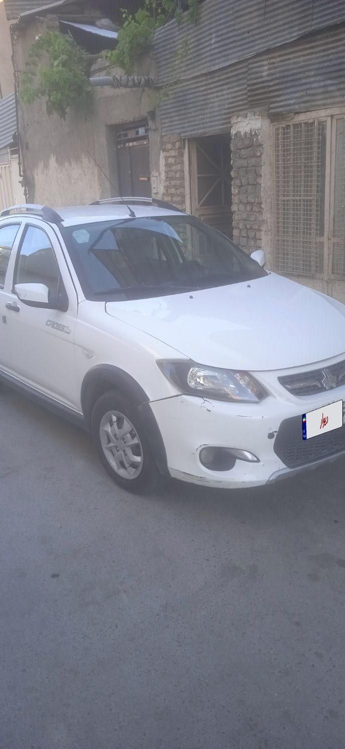 خودرو کوییک، معمولی آگهی ann_19372768