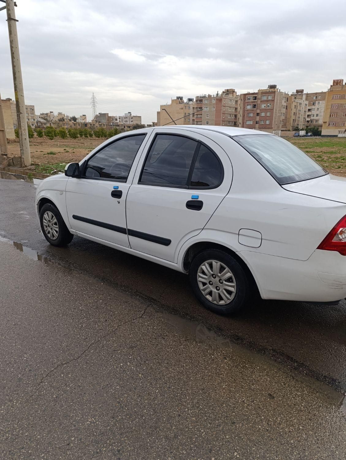 تیبا صندوق دار SX - 1393