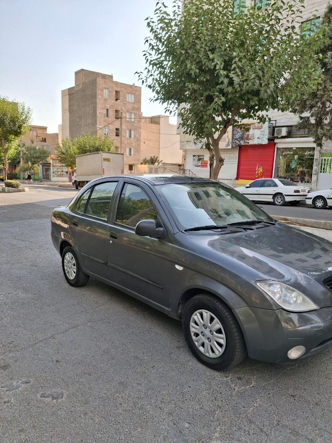 تیبا صندوق دار SX - 1396