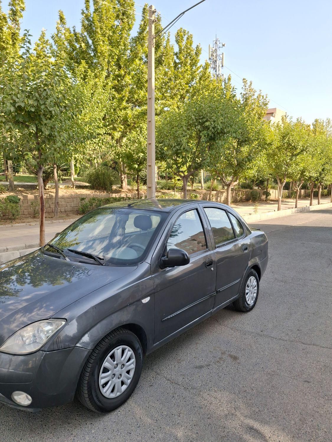 تیبا صندوق دار SX - 1396