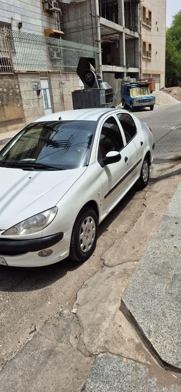 پژو ۲۰۶ صندوق دار v8 - 1396