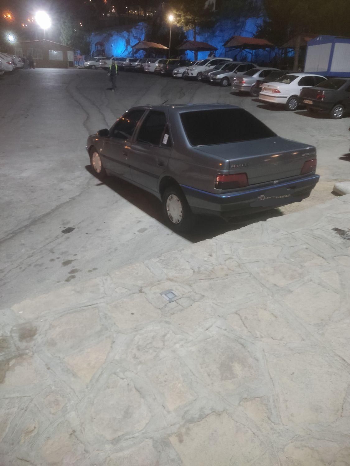پژو 405 GLX - 1381