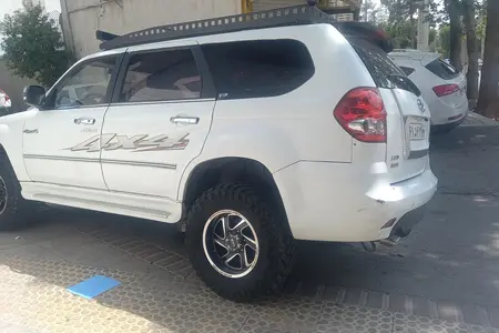 خودرو لندمارک، v7 آگهی ann_19373219