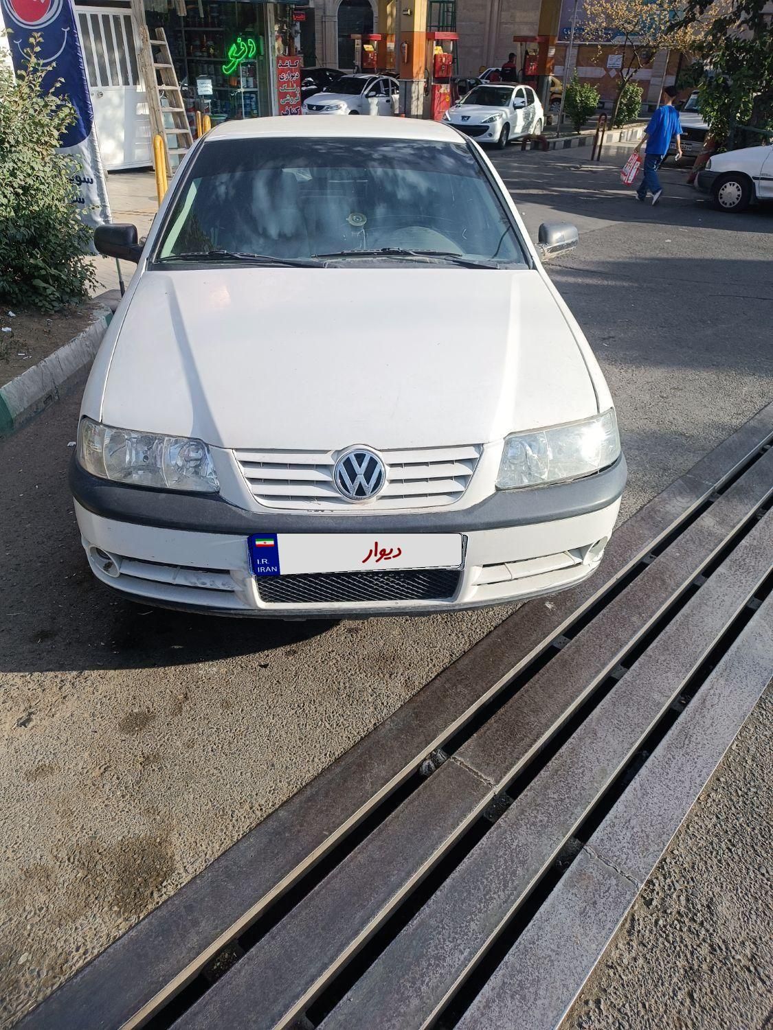 خودرو فولکس، گل آگهی ann_19373496