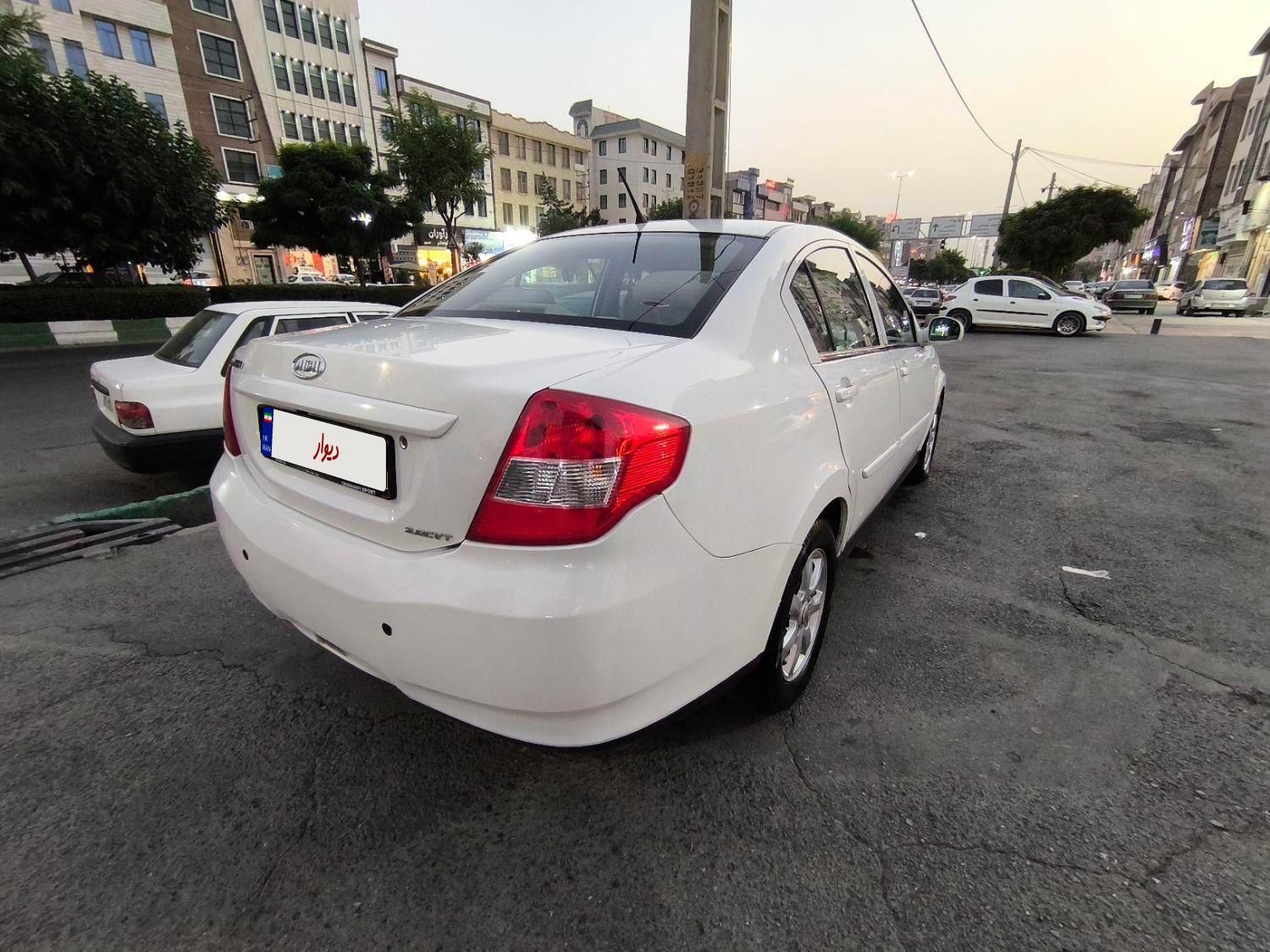ام وی ام 550 اتوماتیک - 1394