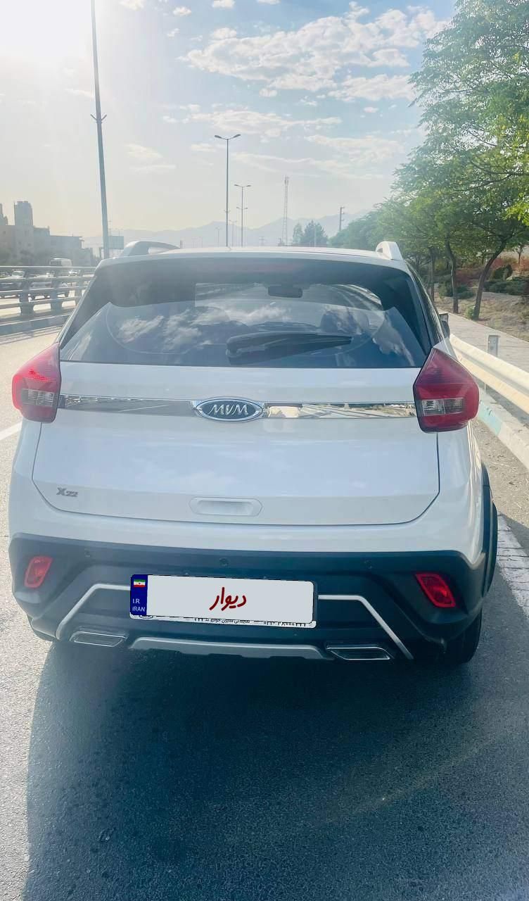 ام وی ام X22 دنده ای اسپرت لاکچری - 1402