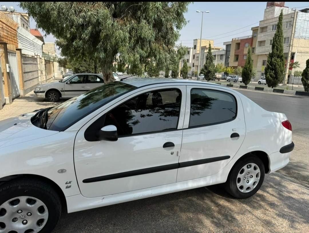 پژو ۲۰۶ صندوق دار v8 - 1400