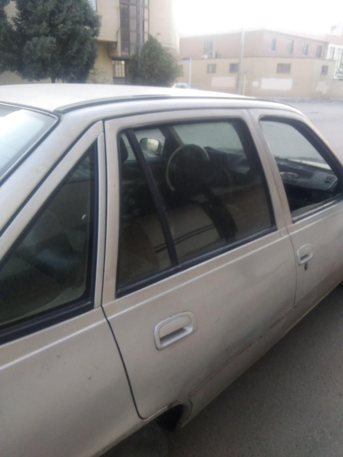 دوو سیلو سدان - 1381
