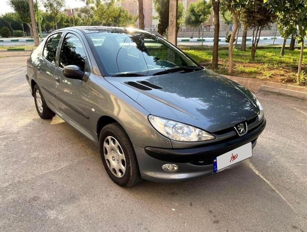 پژو ۲۰۶ صندوق دار v8 - 1395