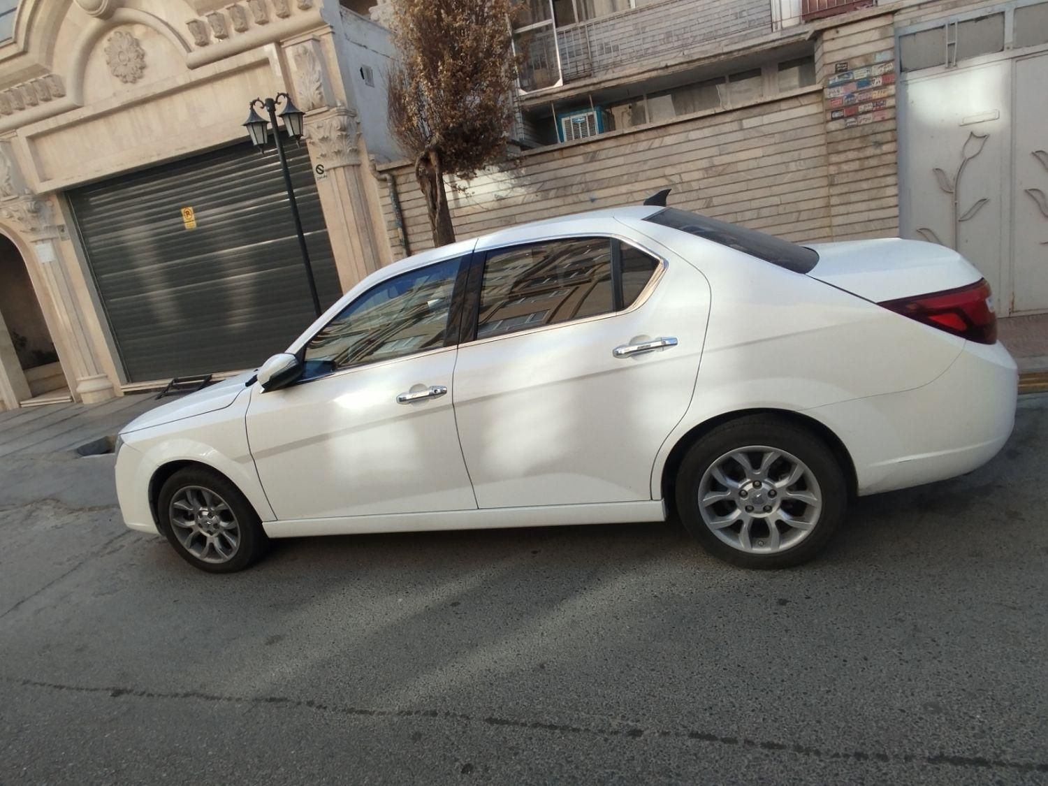 دنا پلاس توربو 6 دنده - 1403