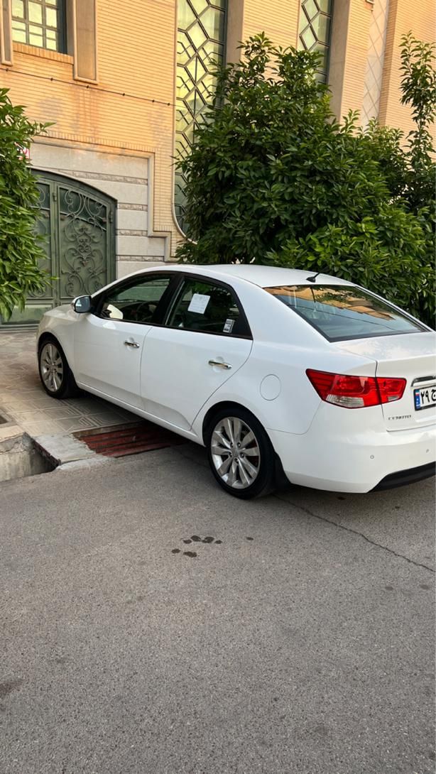کیا سراتو 2.0 لیتر اتوماتیک GT لاین - 2011