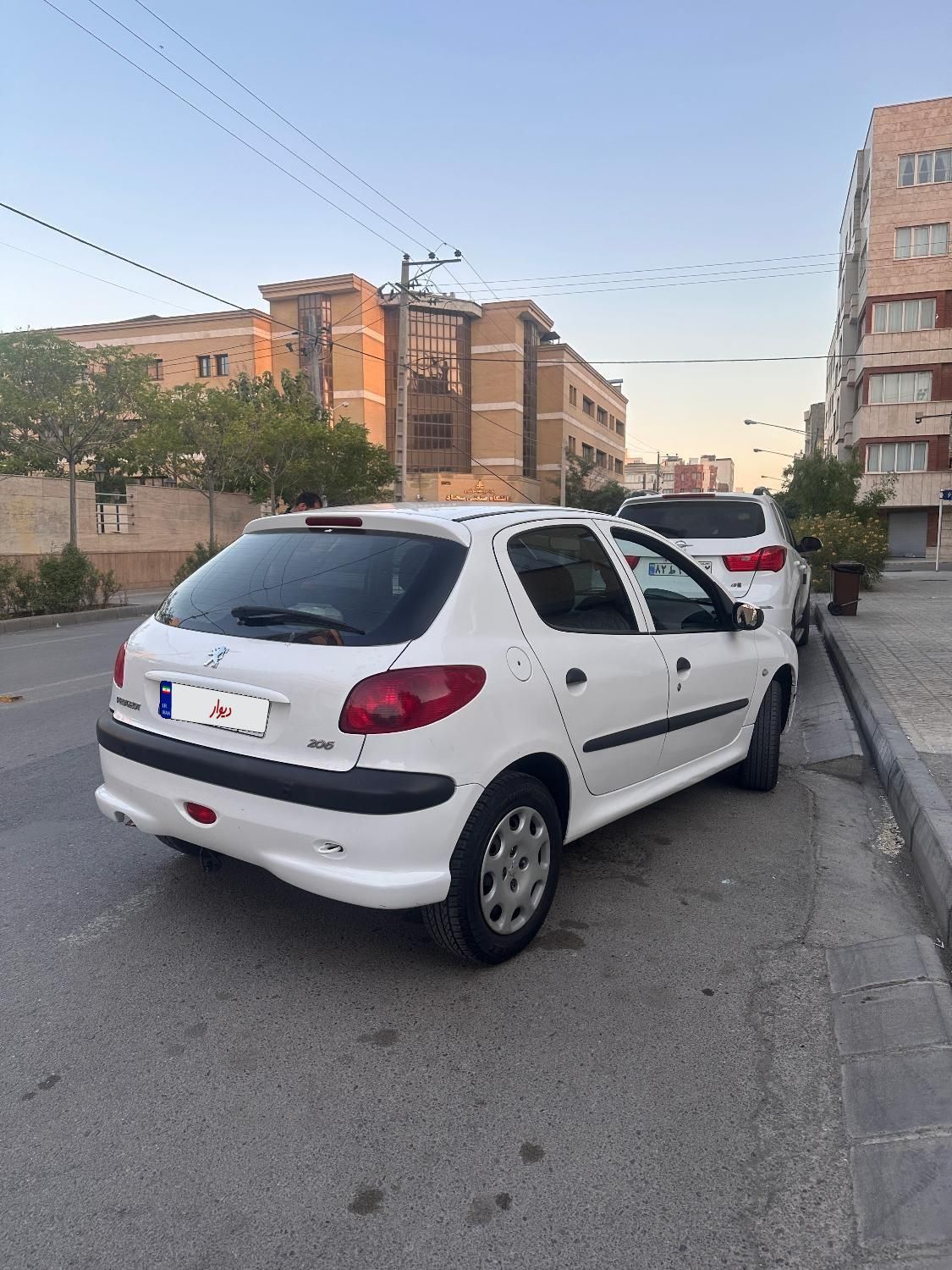 پژو 206 تیپ 2 - 1396