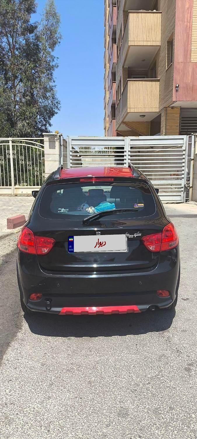 کوییک R دنده‌ای - 1402