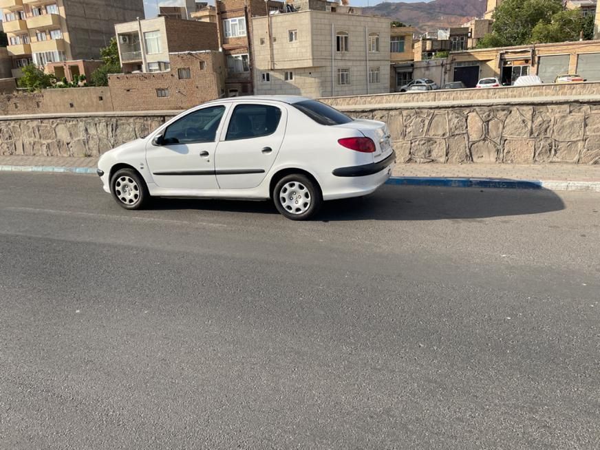 خودرو پژو، ۲۰۶ صندوق دار آگهی ann_19375777
