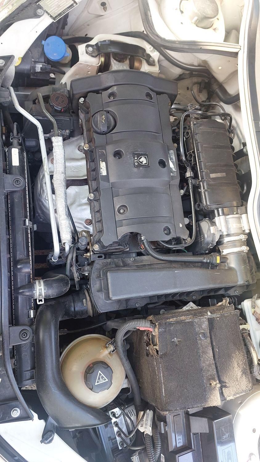 پژو ۲۰۶ صندوق دار v8 - 1396