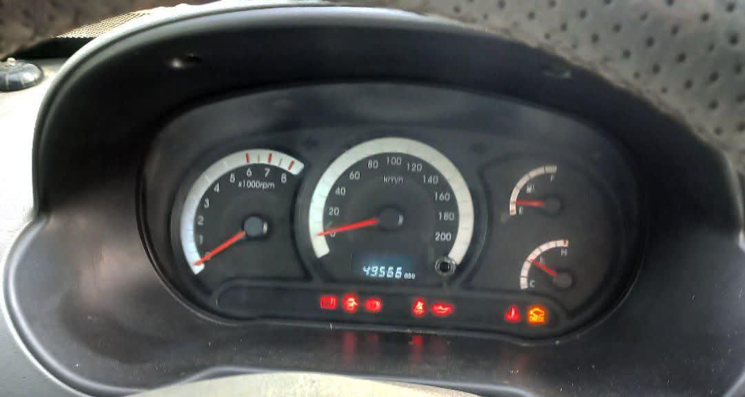 تیبا صندوق دار SX - 1400
