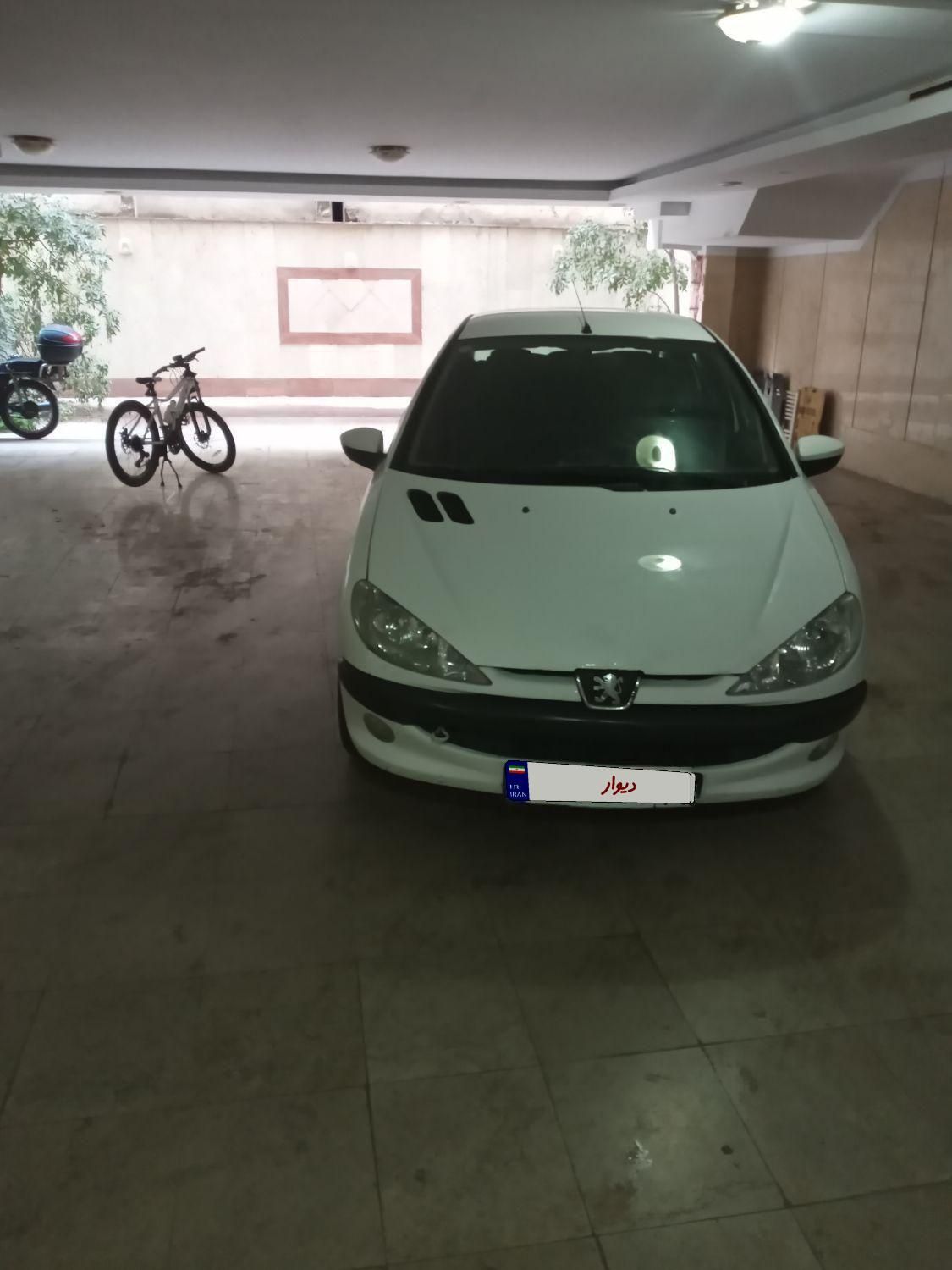 پژو ۲۰۶ صندوق دار v8 - 1395