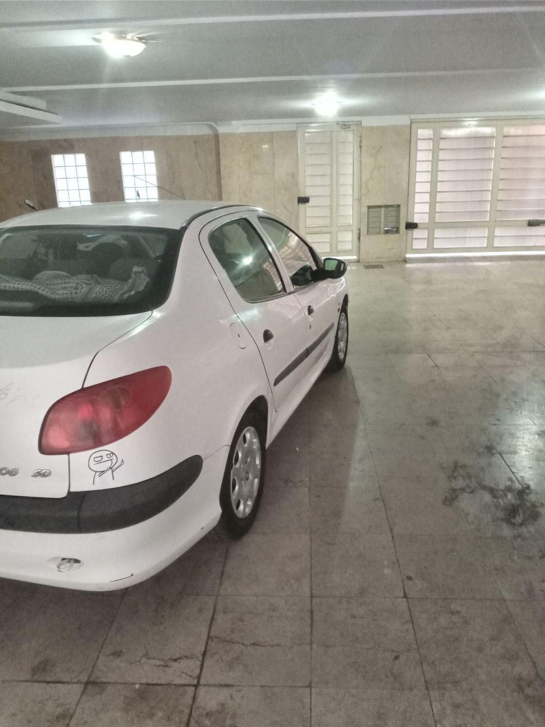 پژو ۲۰۶ صندوق دار v8 - 1395