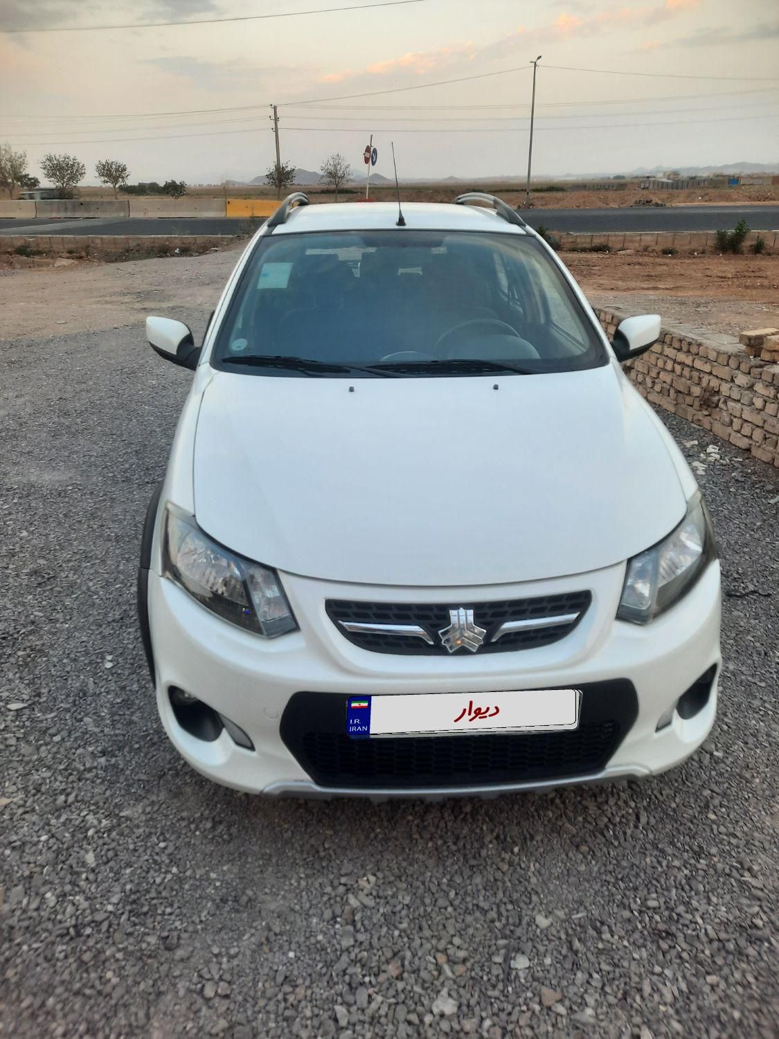 خودرو کوییک، معمولی آگهی ann_19376032