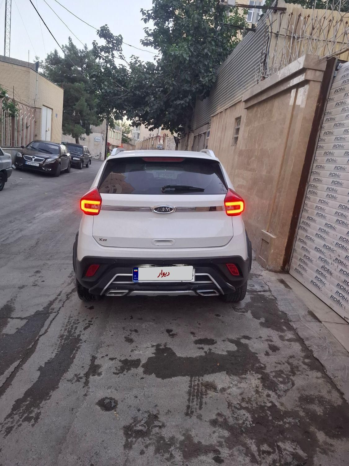 ام وی ام X22 دنده‌ای لاکچری - 1397