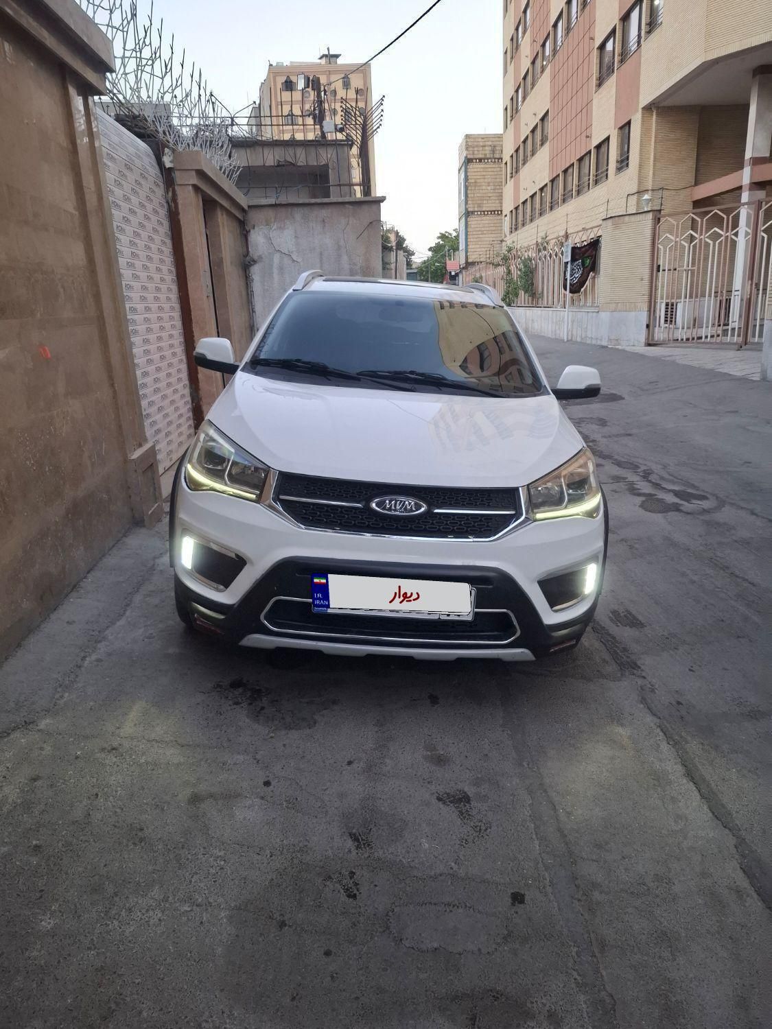 خودرو ام وی ام، X22 آگهی ann_19376080