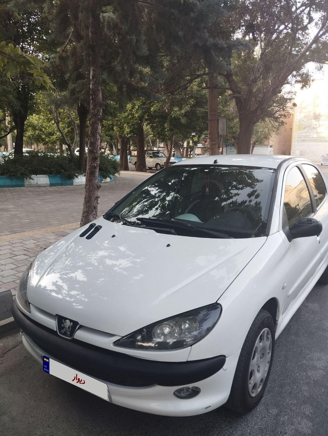 پژو ۲۰۶ صندوق دار v8 - 1387