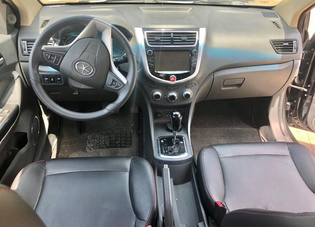 جک J4 اتوماتیک ساده - 1402