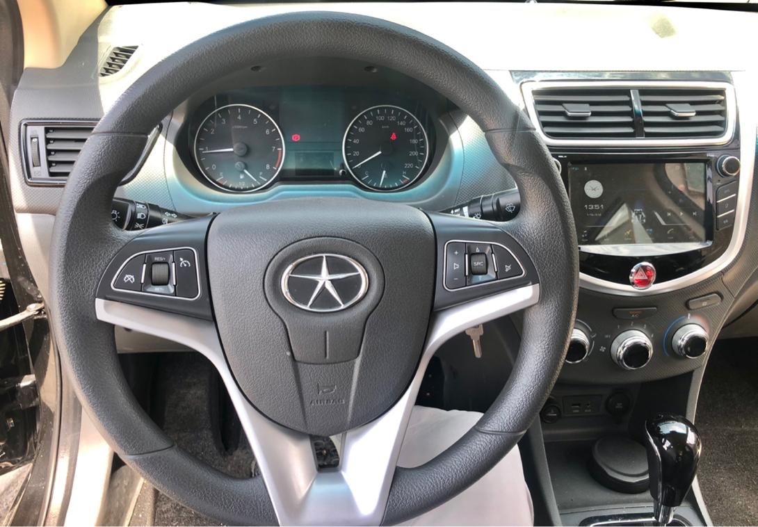 جک J4 اتوماتیک ساده - 1402
