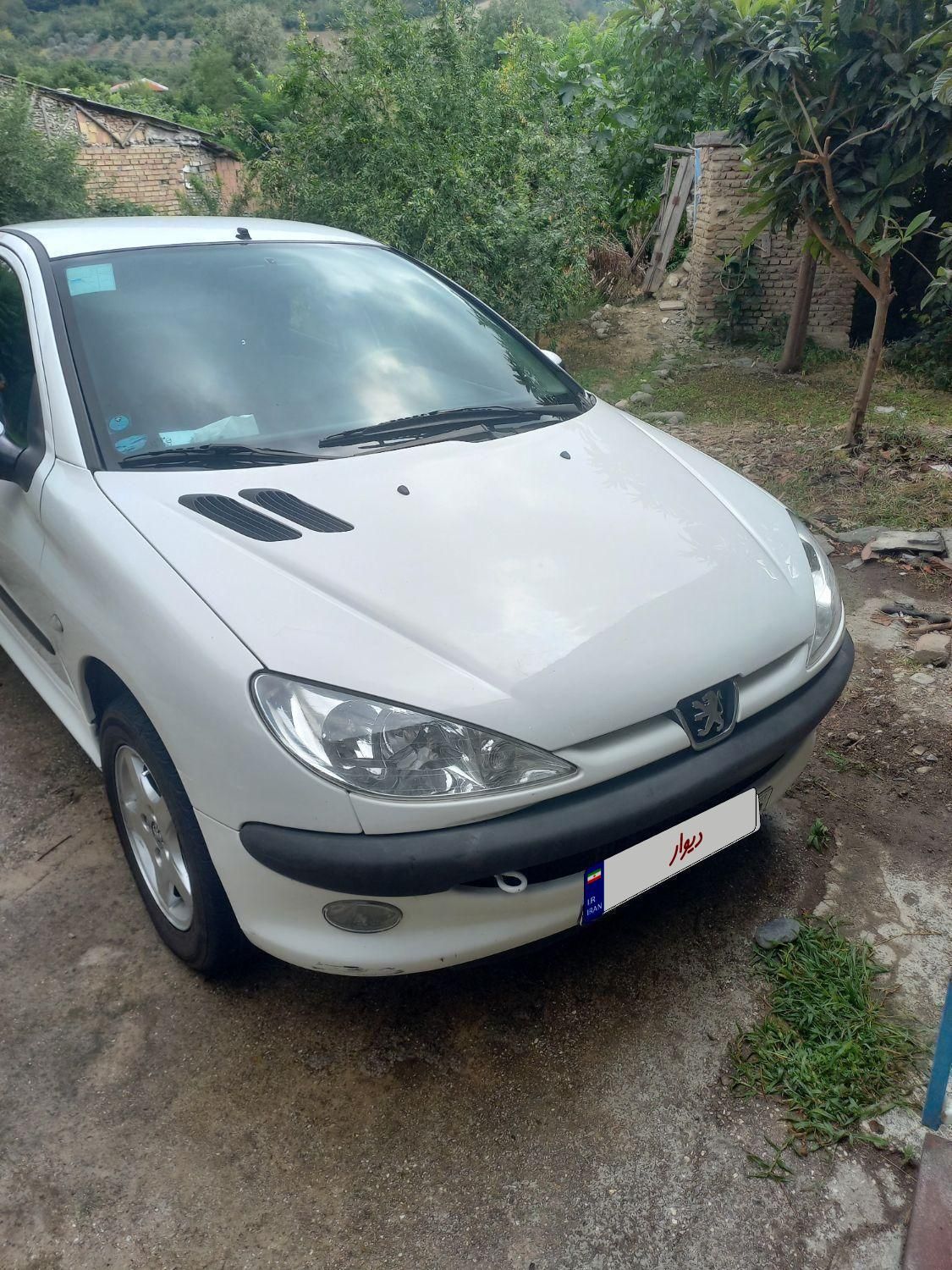 پژو ۲۰۶ صندوق دار v8 - 1395